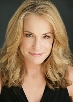 Аманда Уайсс