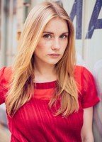 Анна Хаусбург