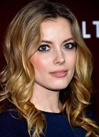 Джиллиан Джейкобс