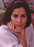 Глория Пирес