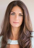 Лорена Берналь