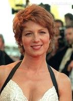 Вероник Женест