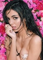 Виктория Джастис