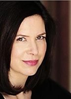 Эми Фаррингтон