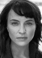 Аня Совински