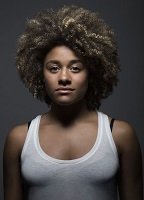 Ариана Дебоуз