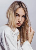 Беатриче Бартони