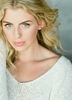 Челси Логан