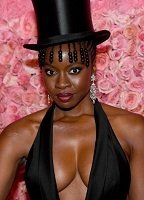 Данай Гурира