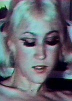 Девон Майер