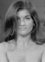 Элейн Поулос