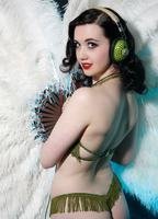 Элизабет Найт