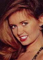 Джорджина Стир