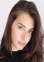 Джессика Клементс