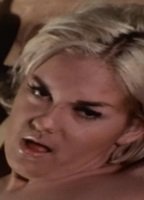 Джоан Пикетт