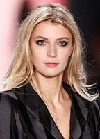 Джолина Фуст