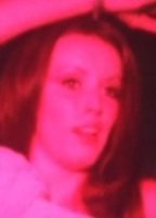 Джулия Симмонс