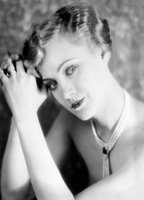 Джульетта Комптон