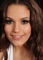 Джульзи Грейвел