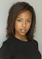 Карисса Тайнс