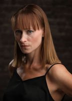 Лаура Бейстон