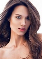 Лаура Джеймс