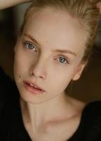 Лора Массард