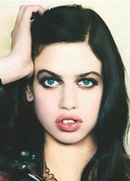 Лили Макменами