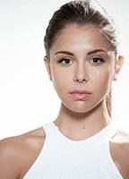 Макензи Вега