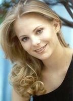 Мануэла Нмаз