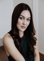 Мелани Стоун