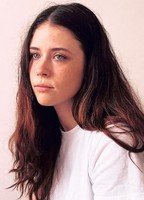 Миа Томлинсон