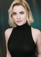 Мишель Камерон