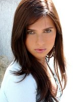 Моника Лопера