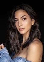 Натали Линес