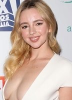 Наташа Бассет