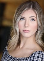 Наташа Дюваль