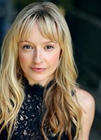 Натали Бускомб