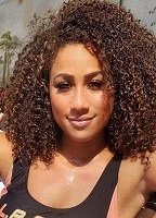 Николь Александр