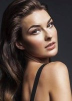 Николь Свантнерова