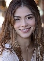 Сара Дэвенпорт