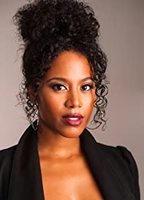 Стефани Чарльз