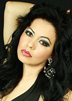 Вики Контрерас