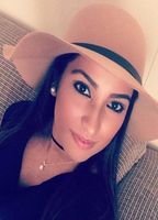 Есения Линарес