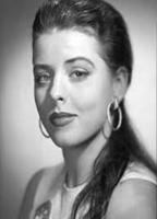 Ивонн Ломбард