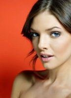 Ариэль Ева Томпсон