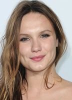 Ана Жирардо