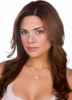 Анхелика Селайя