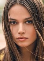 Алена Подлозная