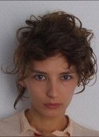 Кэролайн Деманджел